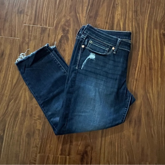 Denizen Levi’s Straight Cropped Raw Hem Denim Heans size 11 - Picture 1 of 9